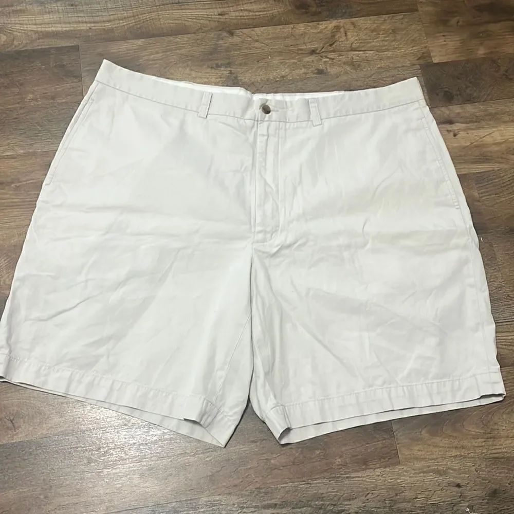 Brooks Brothers flat front shorts. Size 42